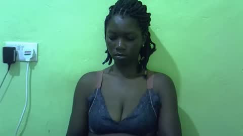 sweet_cherie1 online show from May 2026 05:46:02 AM