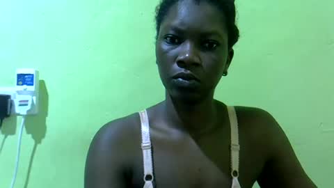 Snapshot of sweet_cherie1 chatting on June 2026 04:13:02 AM sweet_cherie1 online show from June 2026 04:13:02 AM