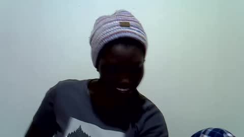 Snapshot of sweet_cherie1 chatting on August 2026 05:44:02 PM sweet_cherie1 online show from August 2026 05:44:02 PM
