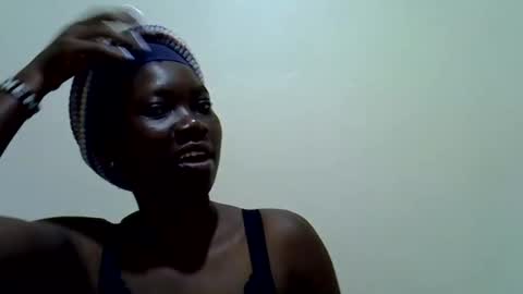 Snapshot of sweet_cherie1 chatting on August 2026 07:18:01 AM sweet_cherie1 online show from August 2026 07:18:01 AM