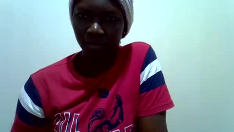 Snapshot of sweet_cherie1 chatting on August 2026 09:44:02 AM sweet_cherie1 online show from August 2026 09:44:02 AM
