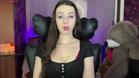 Snapshot of sweet_cherry_n chatting on May 2026 10:42:01 AM Sweet Cherry online show from May 2026 10:42:01 AM