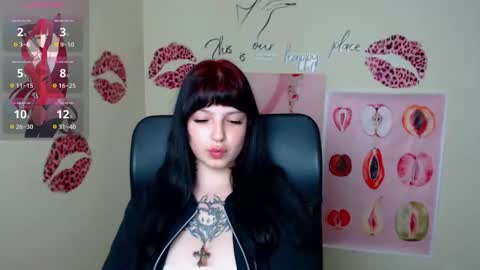 Ivy online show from May 2026 04:07:02 AM