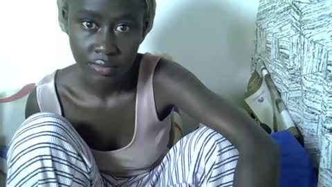 Snapshot of sweet_diva19 chatting on May 2026 07:19:02 PM sweet_diva19 online show from May 2026 07:19:02 PM