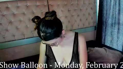 sweet_dominik online show from February 2026 08:18:01 PM