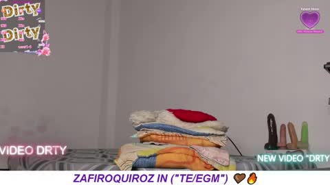 ZAFIRO QUIROZ online show from April 2026 01:30:01 PM