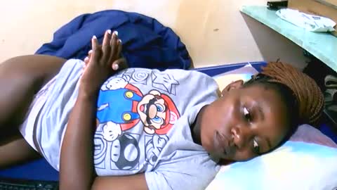 Snapshot of sweet_elena24 chatting on November 2025 05:50:01 AM shillah online show from November 2025 05:50:01 AM