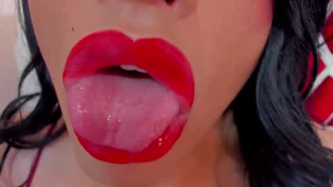 sweet_eliizabeth online show from May 2026 12:45:02 PM