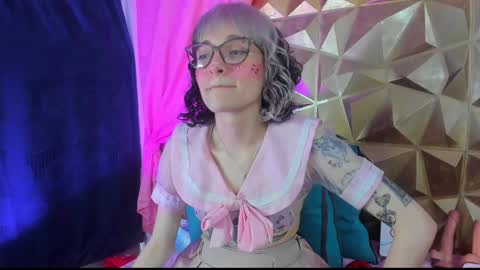 Snapshot of sweet_emmili chatting on January 2025 03:11:01 PM emmili online show from January 2025 03:11:01 PM