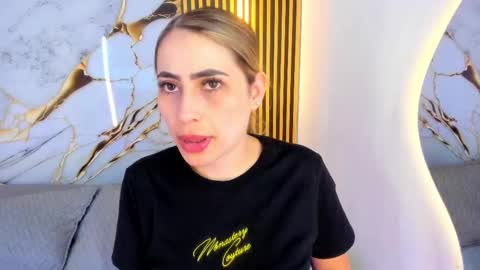 Snapshot of sweet_flame_ chatting on October 2025 08:50:01 PM sweet_flame_ online show from October 2025 08:50:01 PM