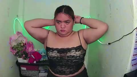 sweet_frex123 online show from October 2025 06:22:02 AM