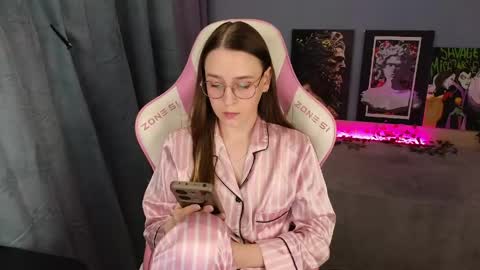 Alice online show from May 2026 03:57:02 AM