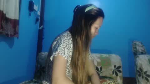 Snapshot of sweet_girlyxx chatting on December 2024 02:30:01 PM girly online show from December 2024 02:30:01 PM