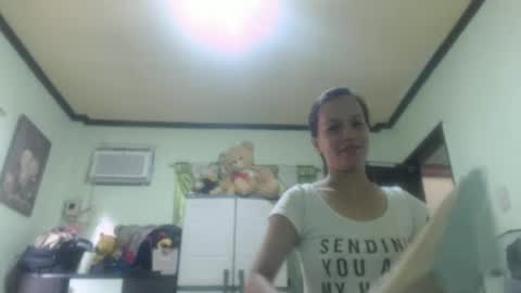 Snapshot of sweet_girlyxx chatting on December 2024 11:24:01 PM girly online show from December 2024 11:24:01 PM