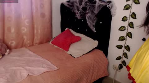 Snapshot of sweet_hannaah chatting on October 2025 11:00:02 AM Hannah online show from October 2025 11:00:02 AM