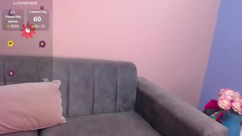 Nella online show from December 2025 12:21:02 PM