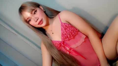Snapshot of sweet_honeylove chatting on March 2026 03:33:01 AM Anisha online show from March 2026 03:33:01 AM