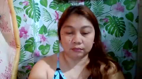 Snapshot of sweet_kayley chatting on December 2024 04:37:02 AM sweet_kayley online show from December 2024 04:37:02 AM