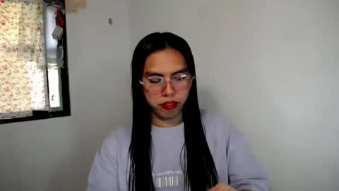 sweet_kyline69 online show from November 2025 11:37:01 PM