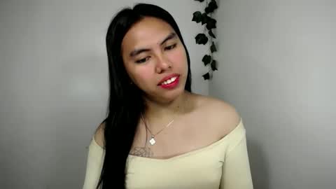 sweet_kyline69 online show from November 2025 02:32:02 AM