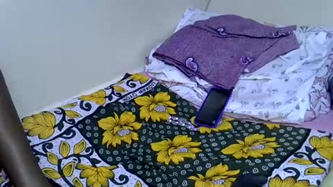 Leen online show from June 2026 08:04:01 PM