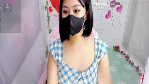 Lily online show from November 2025 12:05:01 AM