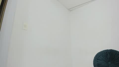 sweet_litle online show from June 2026 02:20:02 AM