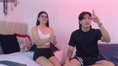 Snapshot of sweet_litle_ chatting on May 2026 12:21:02 PM Mia online show from May 2026 12:21:02 PM