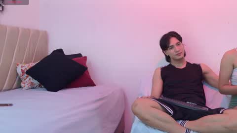 Snapshot of sweet_litle_ chatting on May 2026 12:00:01 PM Mia online show from May 2026 12:00:01 PM