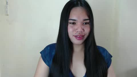 Snapshot of sweet_love52 chatting on December 2024 05:53:02 AM Hello im Lovely Hera youre Pleasure online show from December 2024 05:53:02 AM