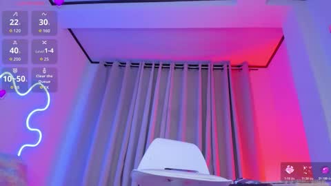 Miss Mackensy online show from November 2025 12:02:01 AM