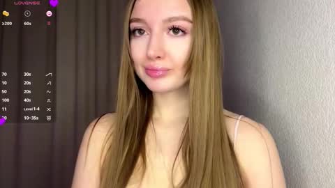 Snapshot of sweet_meaw chatting on January 2026 01:30:01 AM Michelle online show from January 2026 01:30:01 AM