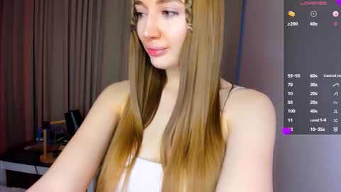 Snapshot of sweet_meaw chatting on March 2026 03:33:01 AM Michelle online show from March 2026 03:33:01 AM