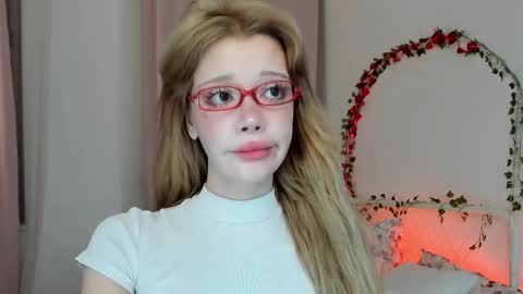 Melissa. Join me on Fansly link in social medias online show from February 2026 09:48:02 PM