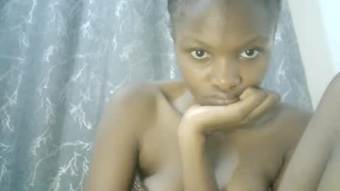 sweet_mellanie001 online show from March 2025 09:15:02 PM