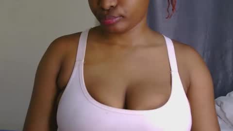 Queen debby online show from February 2026 08:39:01 PM