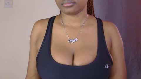 Queen debby online show from March 2026 06:36:01 AM