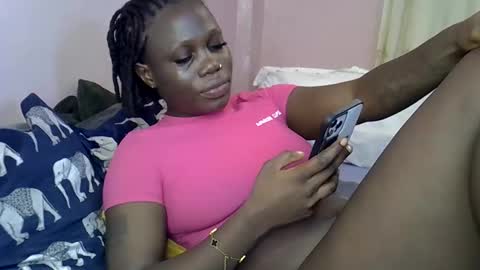 Snapshot of sweet_monalisa93 chatting on October 2025 06:46:02 AM Lisa online show from October 2025 06:46:02 AM