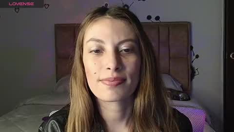 sweet_moon_v_ online show from January 2026 12:48:02 AM