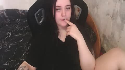 sweet_my_dream online show from March 2026 12:01:01 PM