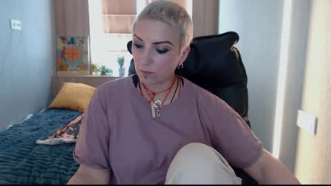 sweet_n_strong online show from June 2026 11:08:02 AM