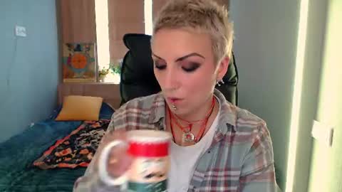 sweet_n_strong online show from June 2026 10:56:02 AM