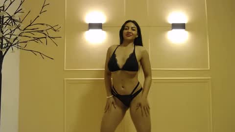 Snapshot of sweet_of_venus chatting on December 2024 01:54:01 AM My name is Catalina. Please say hello I like to chat with you. If you have requests please use tip online show from December 2024 01:54:01 AM