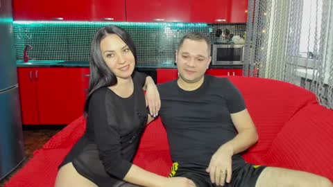 Snapshot of sweet_olga_and_dmitriy chatting on January 2025 06:58:02 AM Olga and Dmitriy online show from January 2025 06:58:02 AM