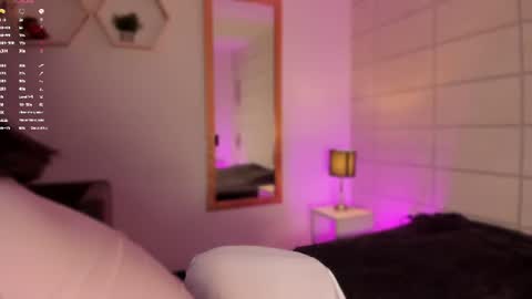 Sweet online show from June 2026 01:00:02 PM