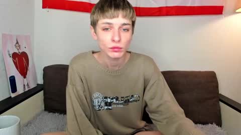 Snapshot of sweet_peach__ chatting on December 2024 10:36:01 PM kira online show from December 2024 10:36:01 PM