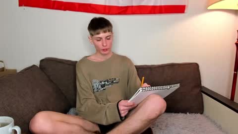 Snapshot of sweet_peach__ chatting on December 2024 10:49:02 PM kira online show from December 2024 10:49:02 PM