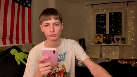 Snapshot of sweet_peach__ chatting on December 2024 09:54:02 PM kira online show from December 2024 09:54:02 PM