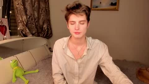 Snapshot of sweet_peach__ chatting on March 2025 10:21:02 PM kira online show from March 2025 10:21:02 PM