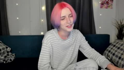 Snapshot of sweet_peach__ chatting on September 2025 10:55:02 PM kira online show from September 2025 10:55:02 PM